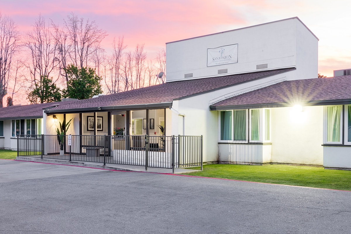 San Joaquin Nursing Center and Rehabilitation Cent photo 9